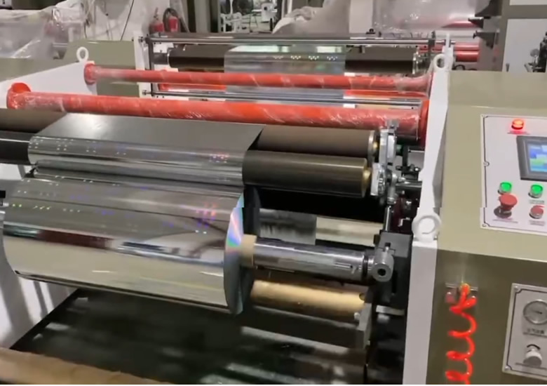 鐳射膜復(fù)卷機(jī) 鐳射膜復(fù)卷機(jī)